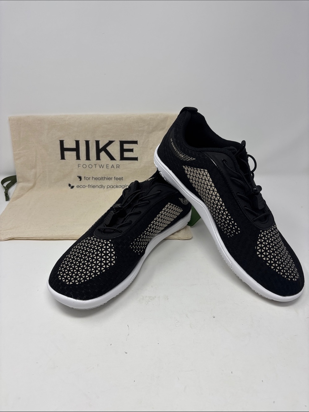 Hike footwear 10 10.5 Black Lightweight Knit Sneakers